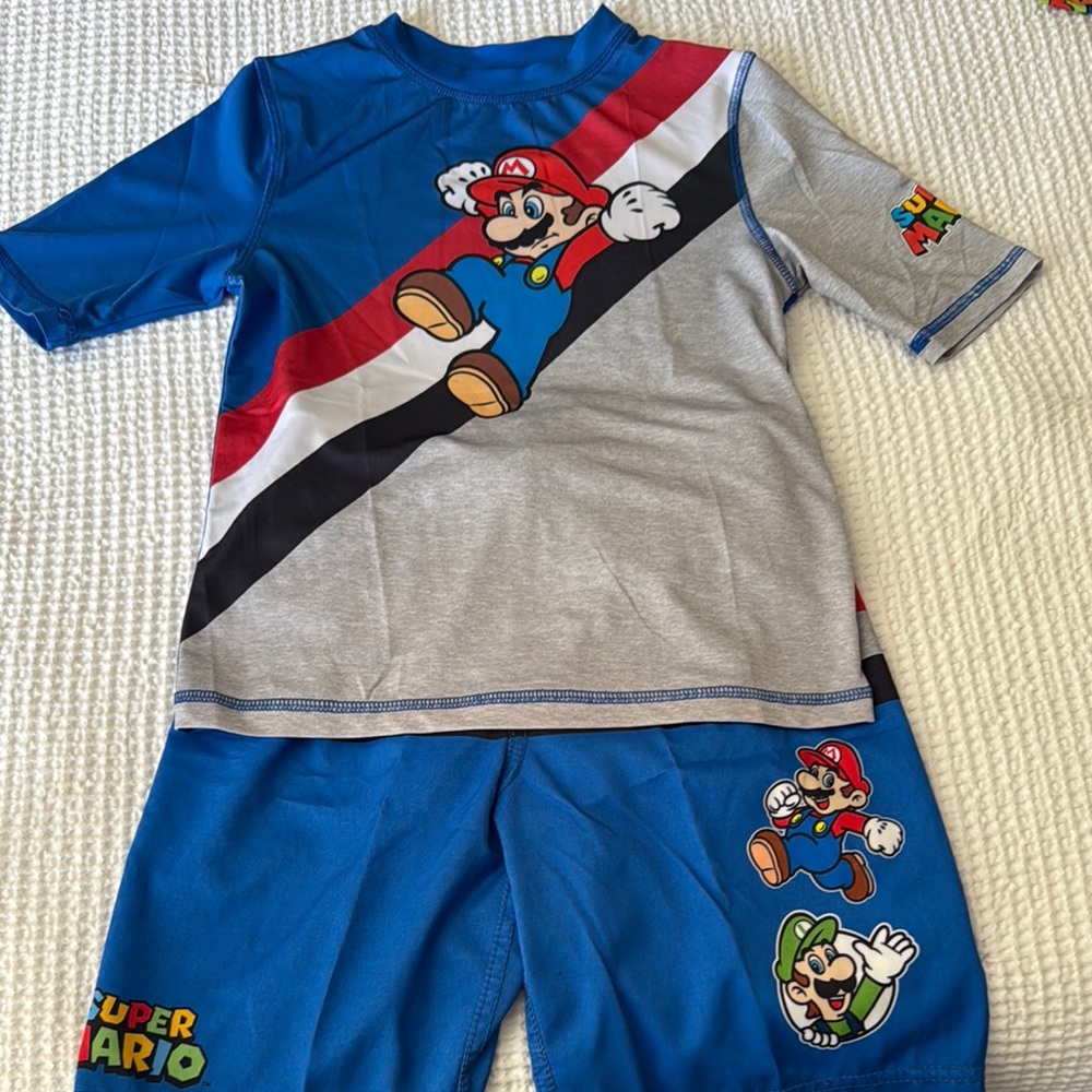 Super Mario Kids Swim Set